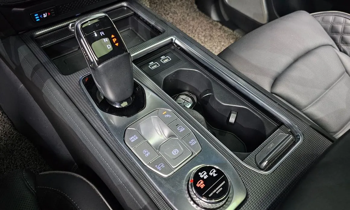 KG Mobility (Ssangyong) Rexton — фото 5