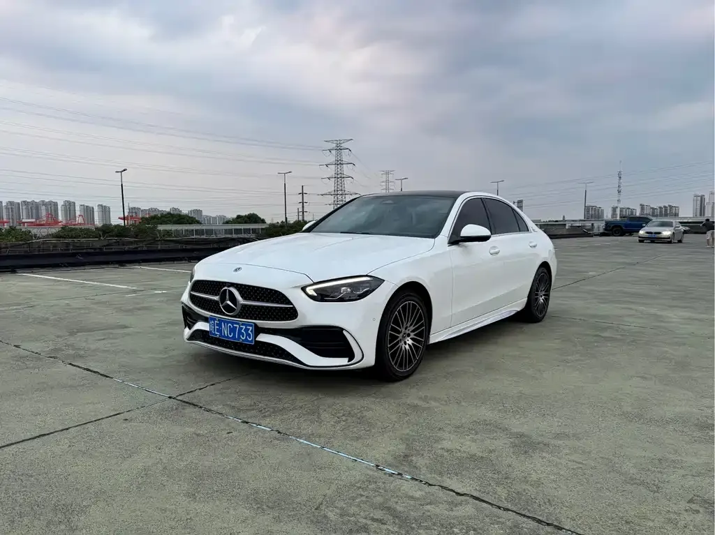 Mercedes-Benz C-Class — фото 1