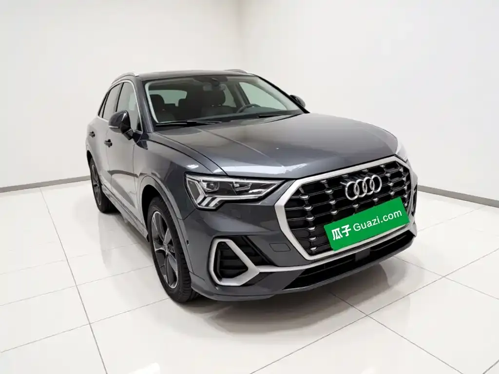 Audi Q3 — фото 4