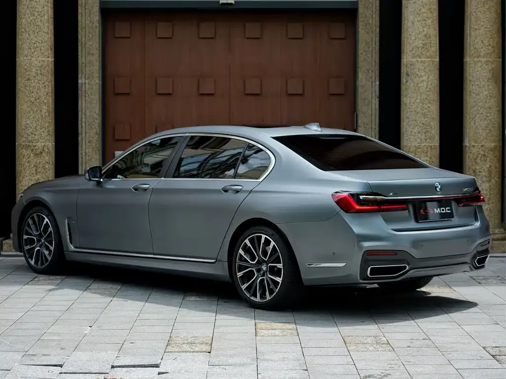 BMW 7 Series — фото 4