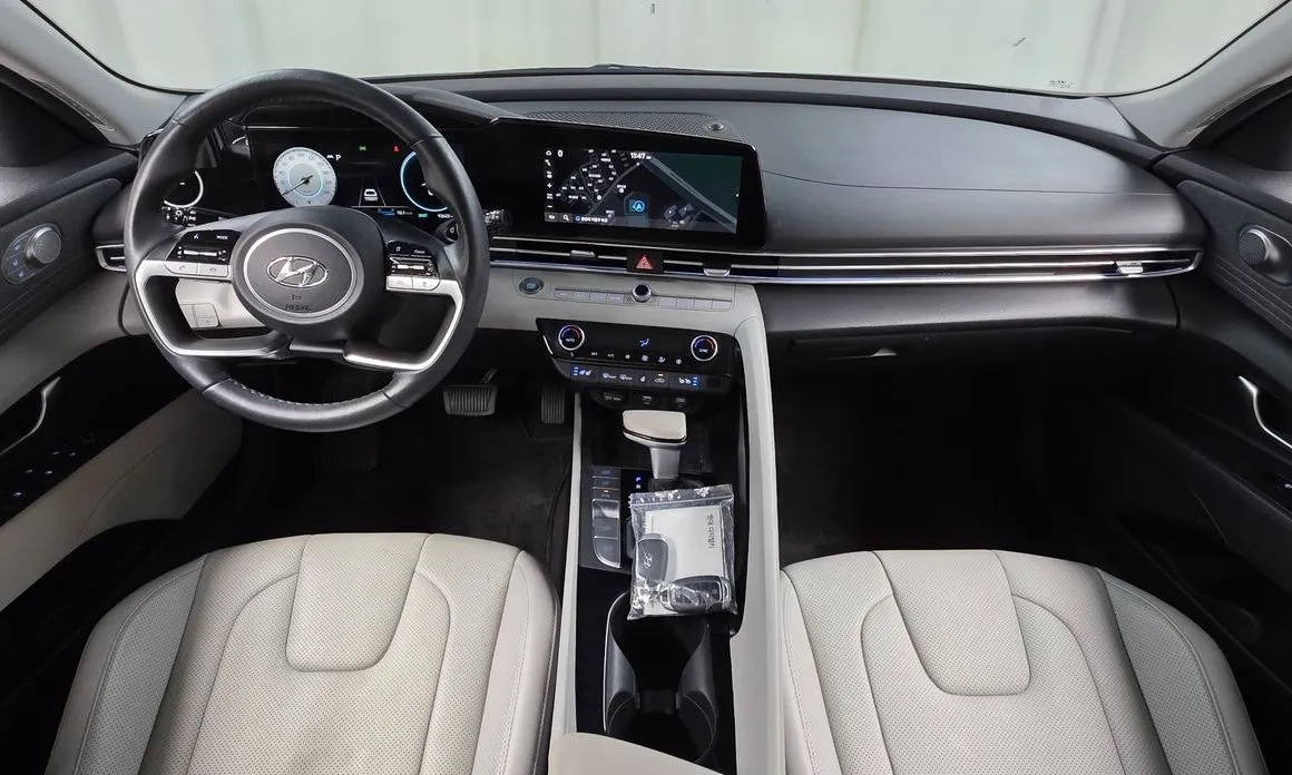 Hyundai AVANTE — фото 9