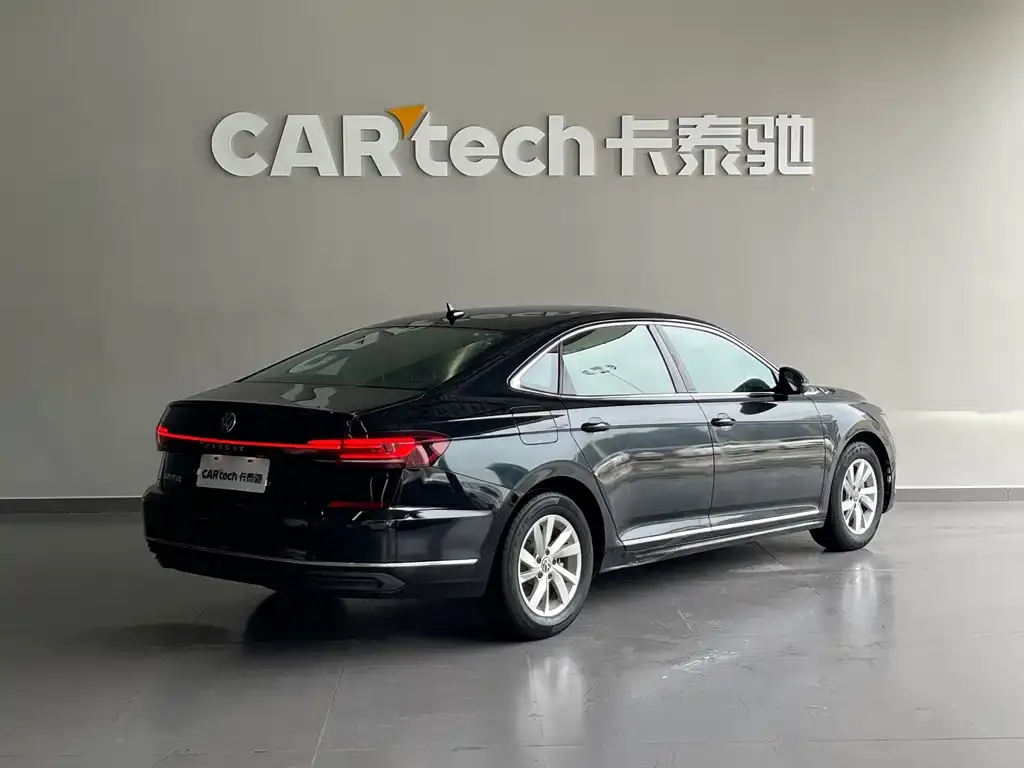 Volkswagen Passat — фото 5
