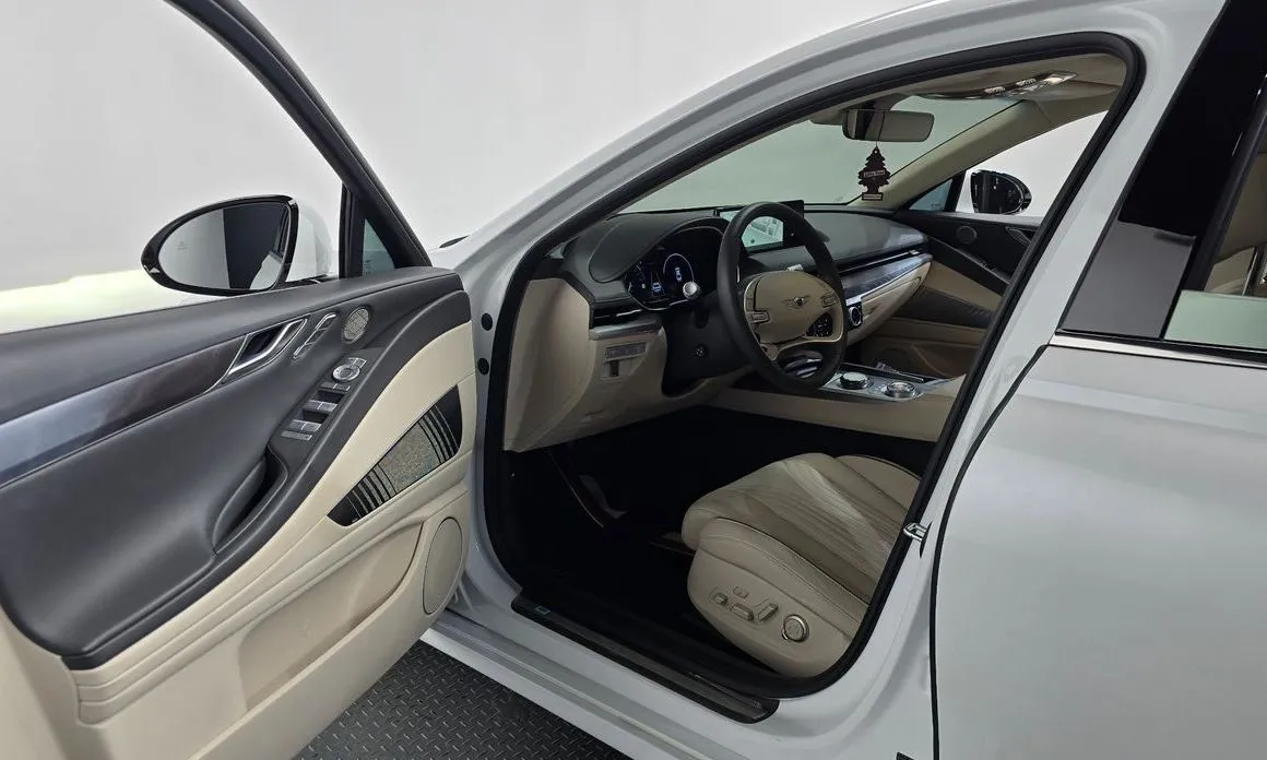 Genesis G80 — фото 10