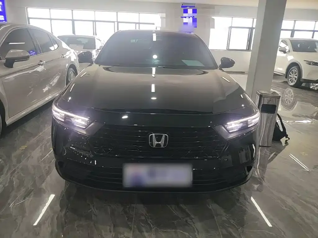 Honda Accord — фото 5