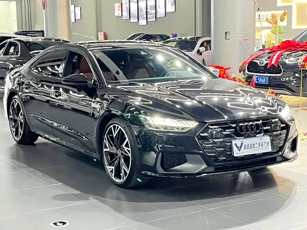 Audi A7L — фото 2