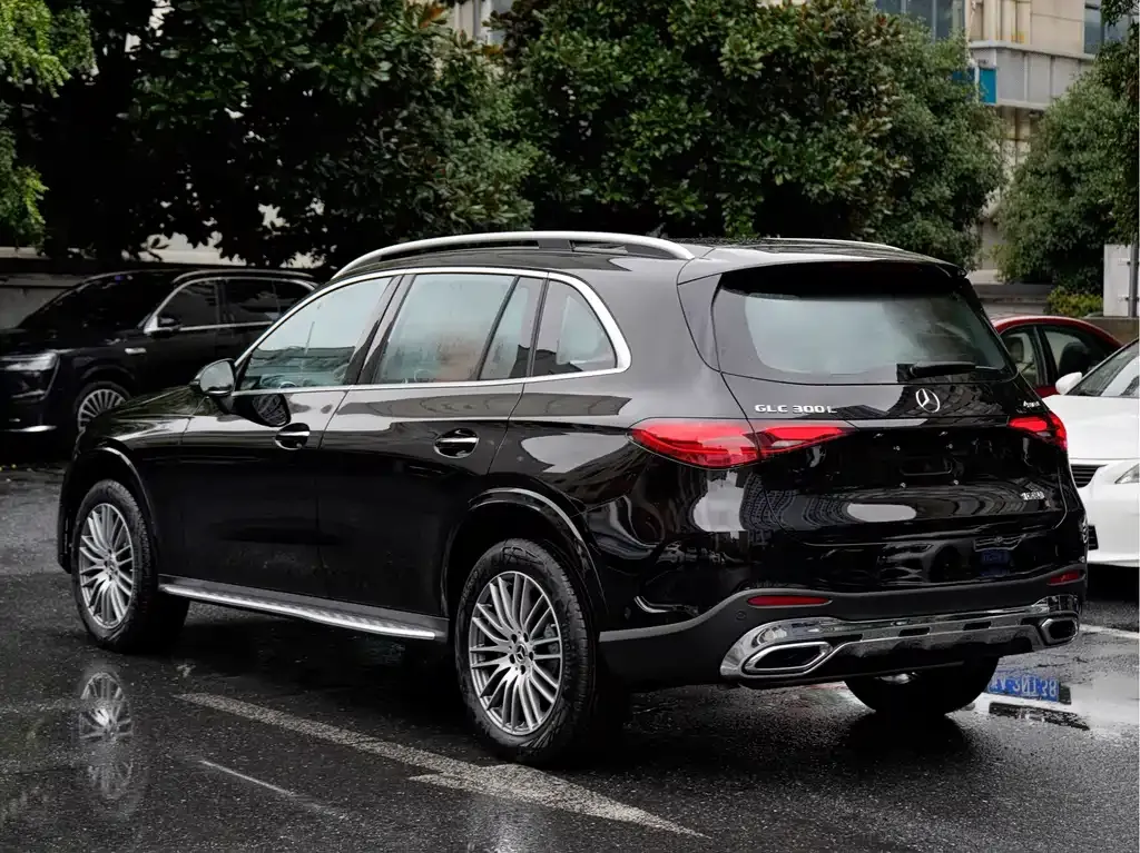 Mercedes-Benz GLC — фото 10