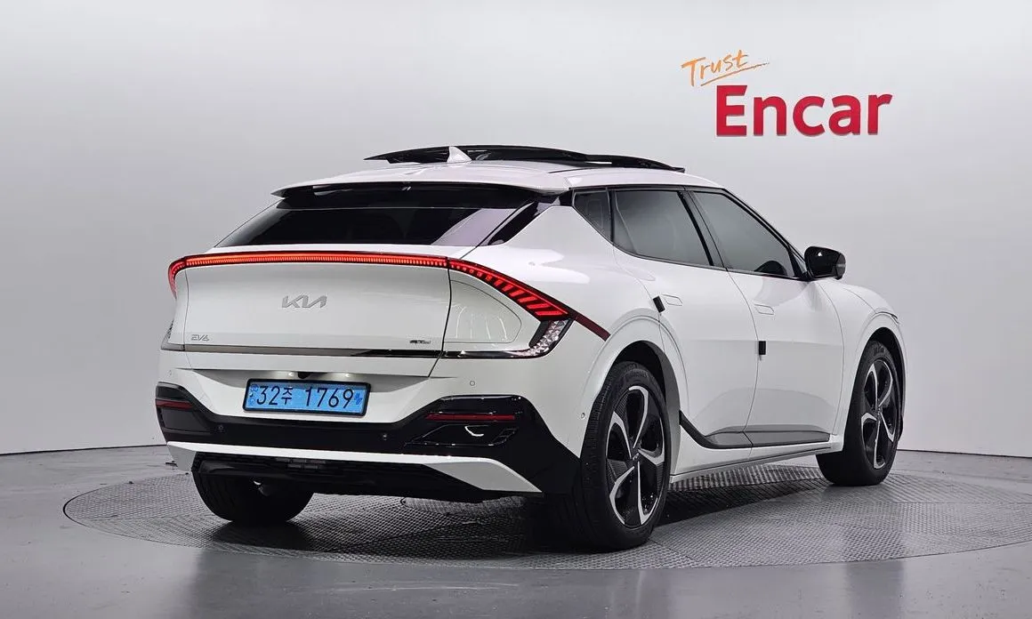 Kia EV6 — фото 5