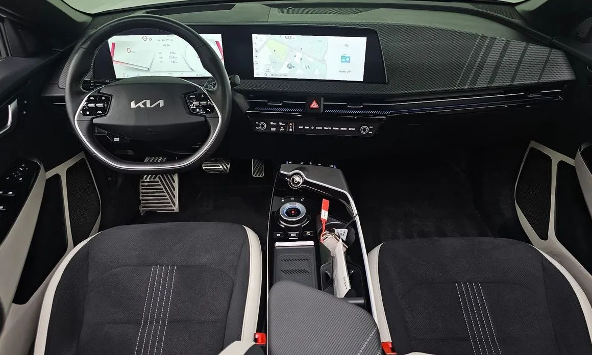 Kia EV6 — фото 7