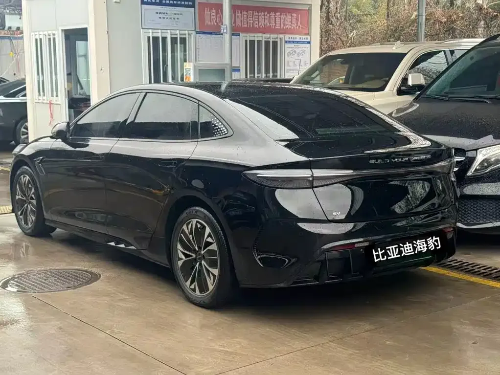 BYD Seal — фото 7
