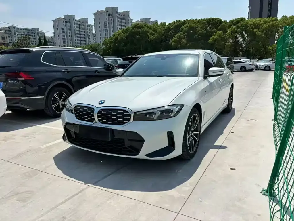 BMW 3 Series — фото 1