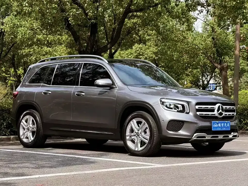 Mercedes-Benz GLB — фото 10