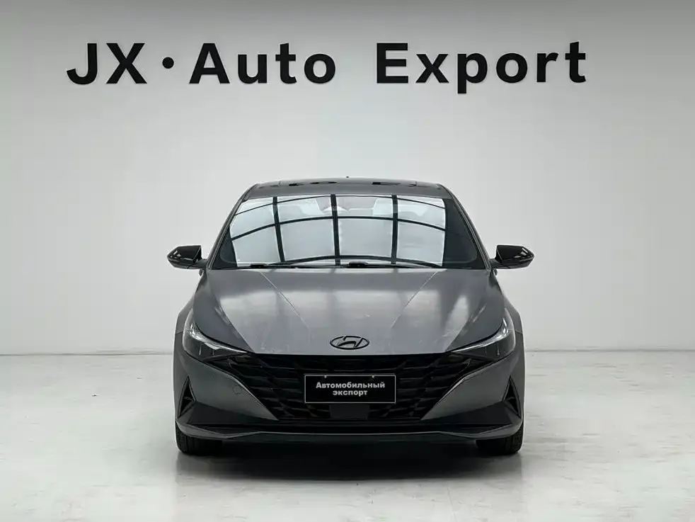 Hyundai Elantra — фото 8