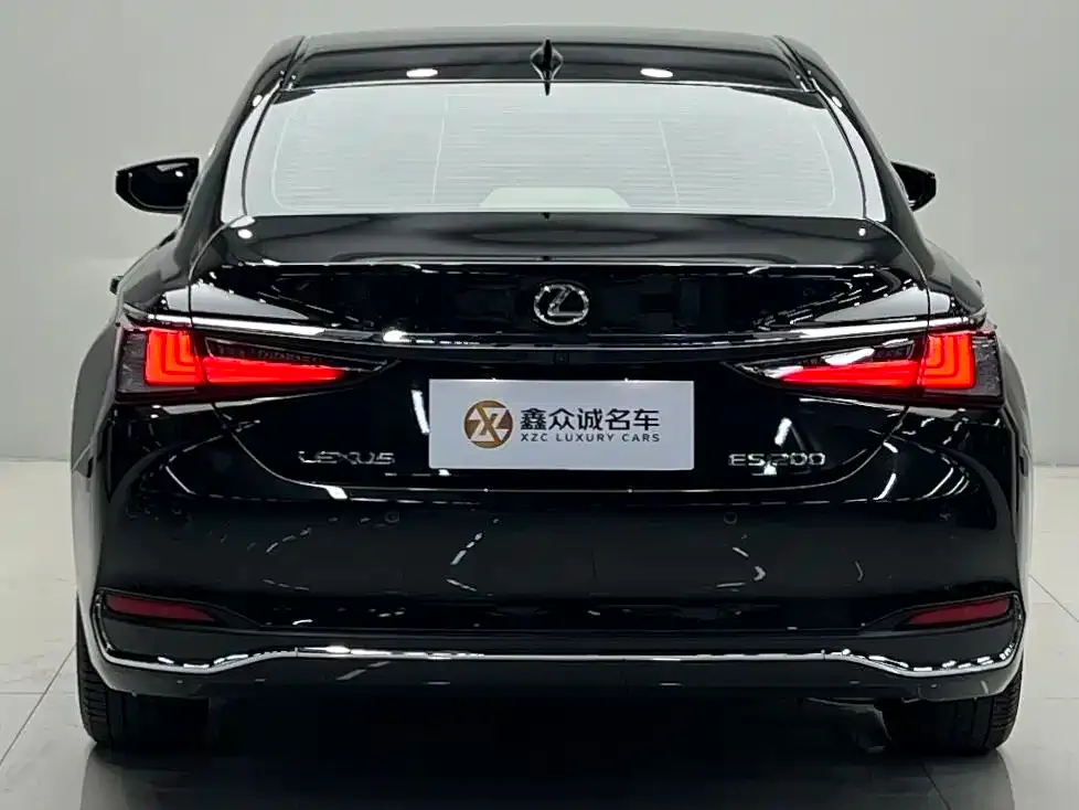 Lexus ES — фото 4