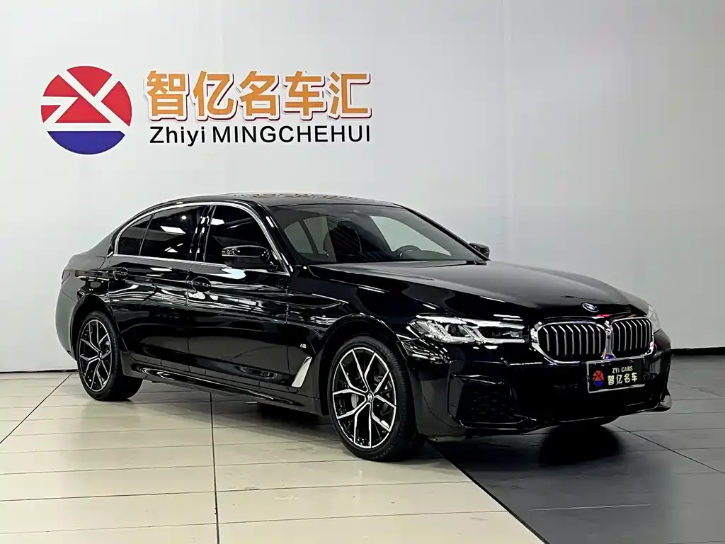 BMW 5 Series — фото 10