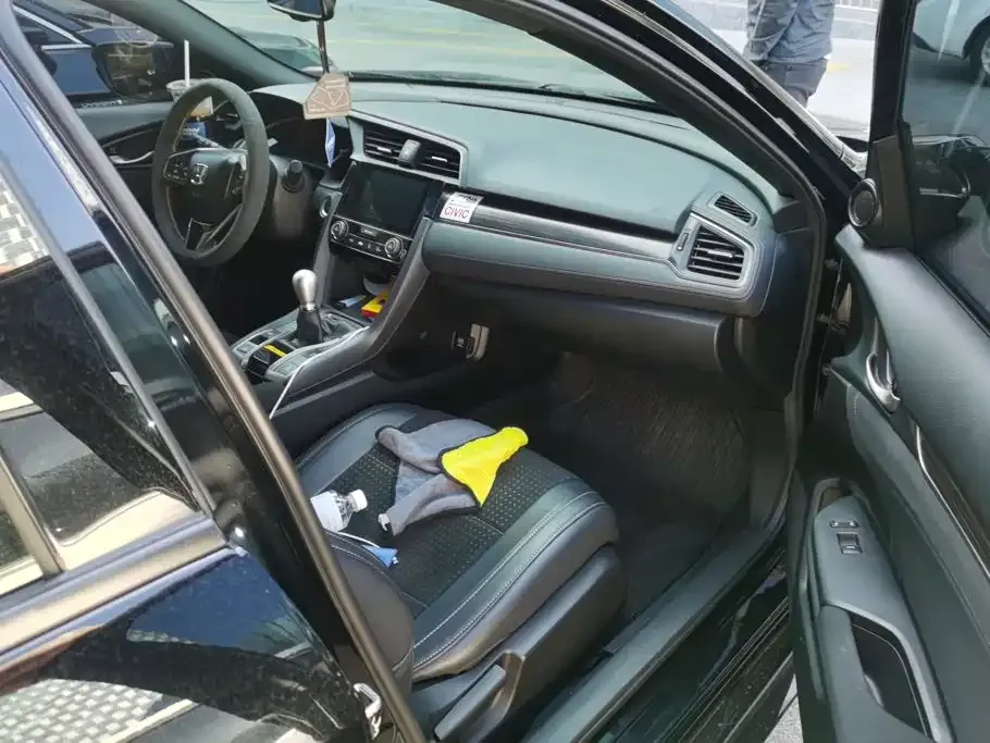 Honda Civic — фото 4