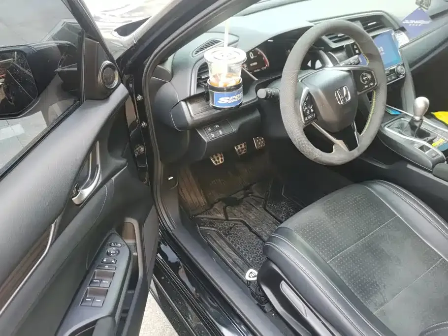 Honda Civic — фото 5