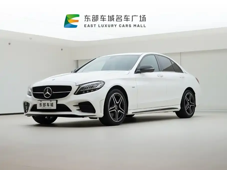 Mercedes-Benz C-Class — фото 1