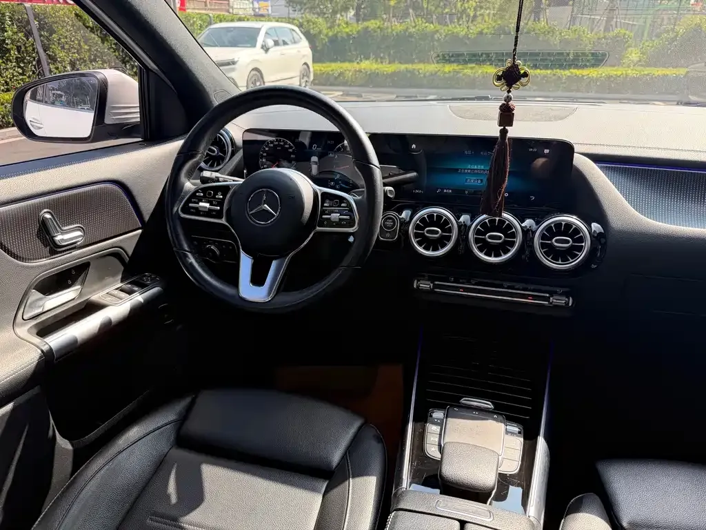 Mercedes-Benz GLA — фото 3