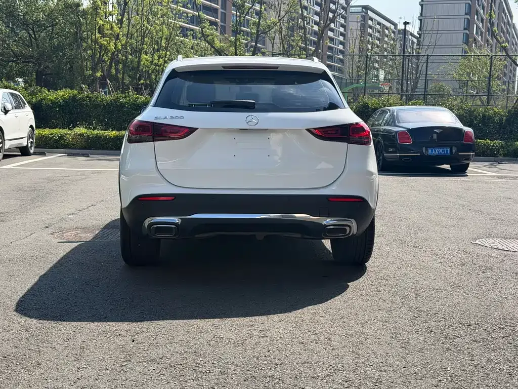 Mercedes-Benz GLA — фото 8