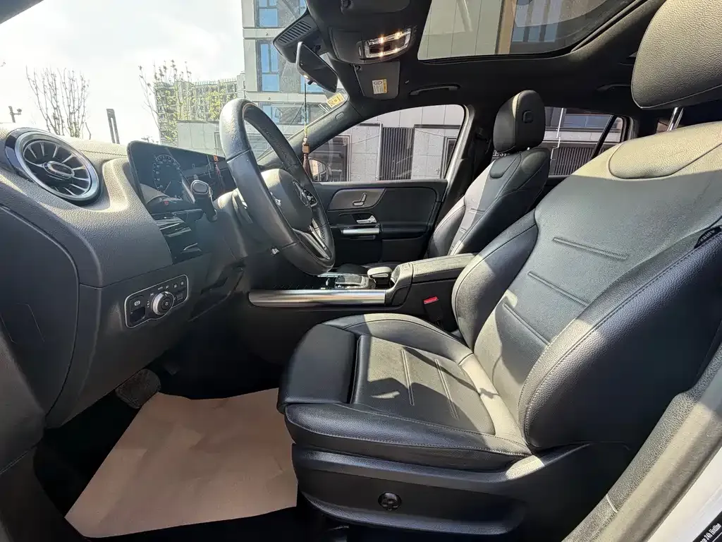 Mercedes-Benz GLA — фото 4