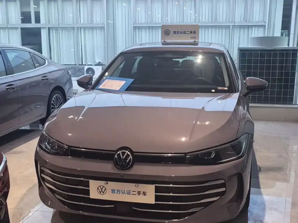 Volkswagen Passat — фото 5
