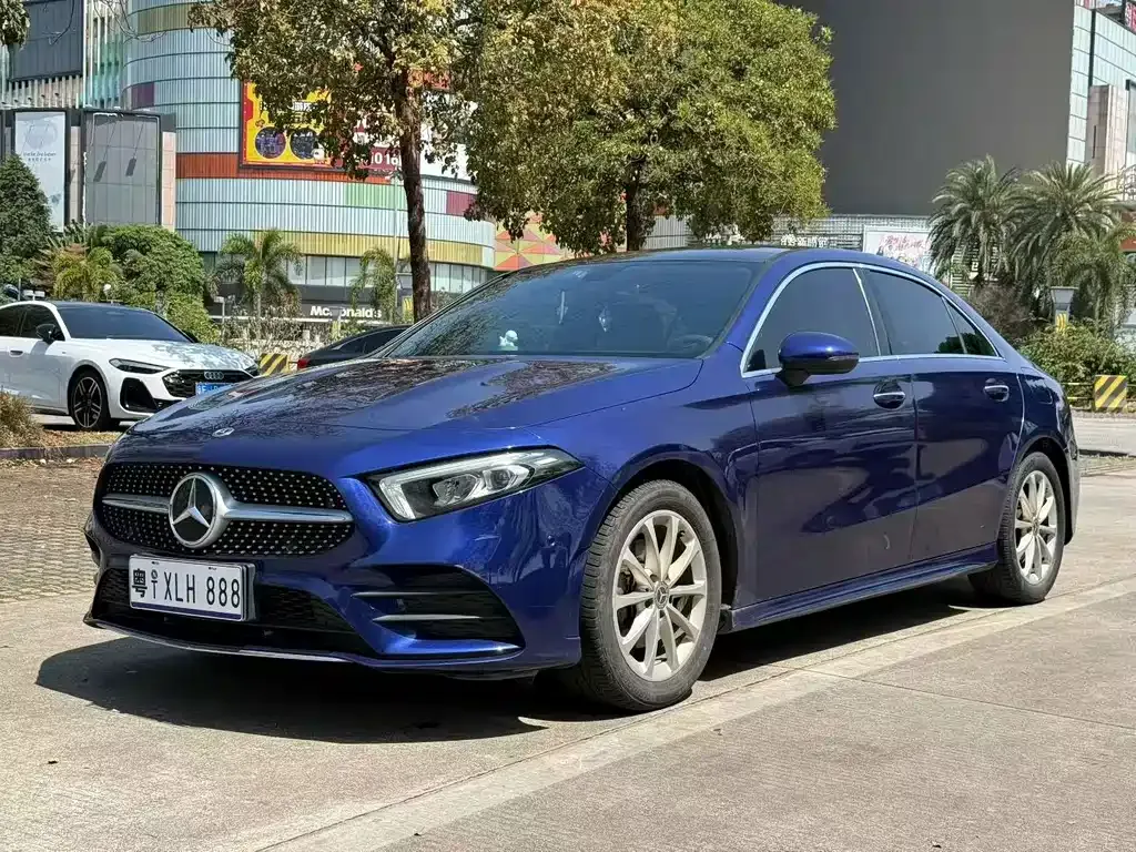 Mercedes-Benz A-Class — фото 1