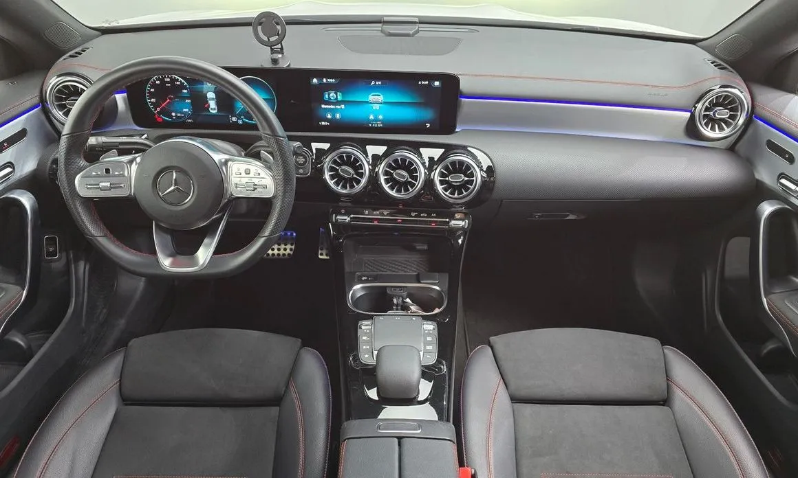 Mercedes-Benz CLA-Class — фото 10