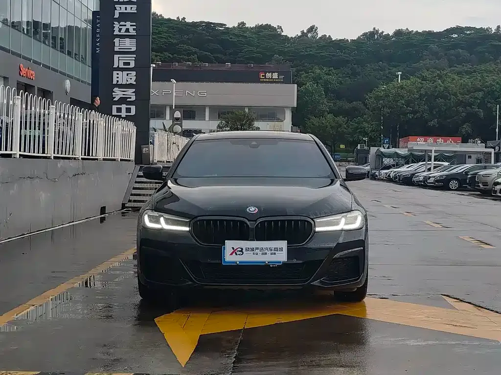 BMW 5 Series — фото 10