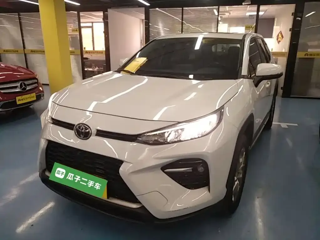 Toyota Wildlander — фото 1