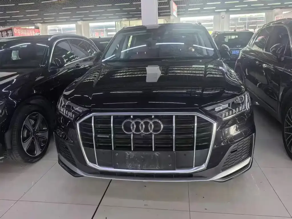 Audi Q7 — фото 2