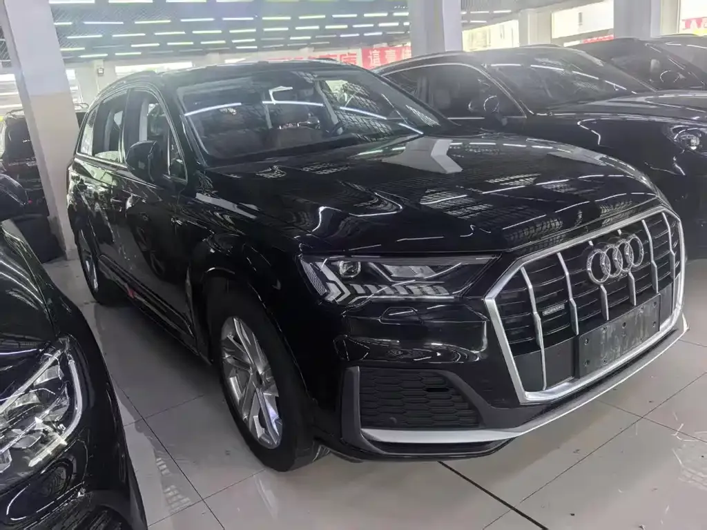 Audi Q7 — фото 4
