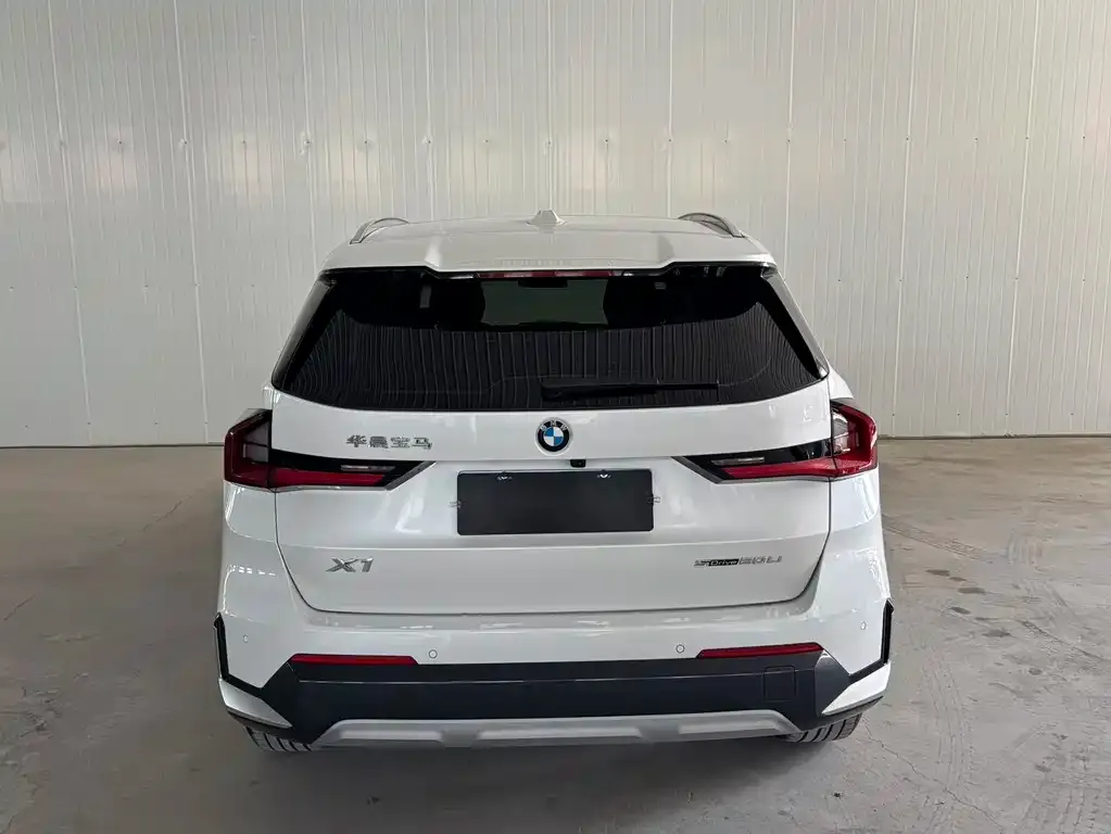 BMW X1 — фото 2