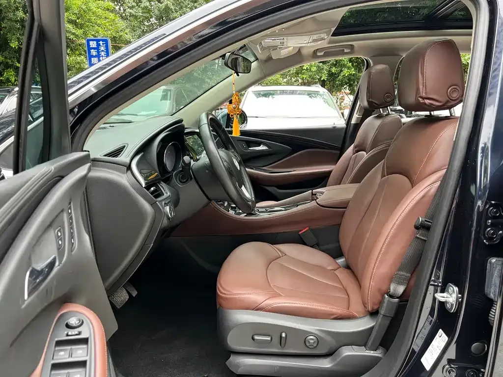 Buick Envision Plus — фото 5