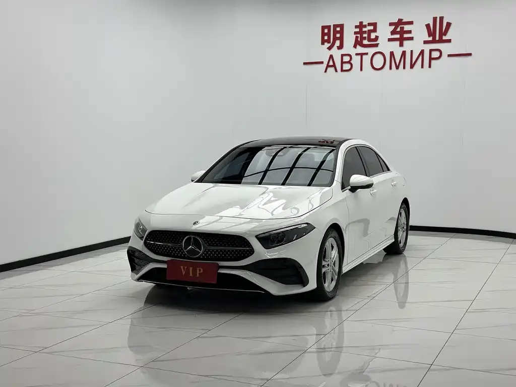Mercedes-Benz A-Class — фото 9