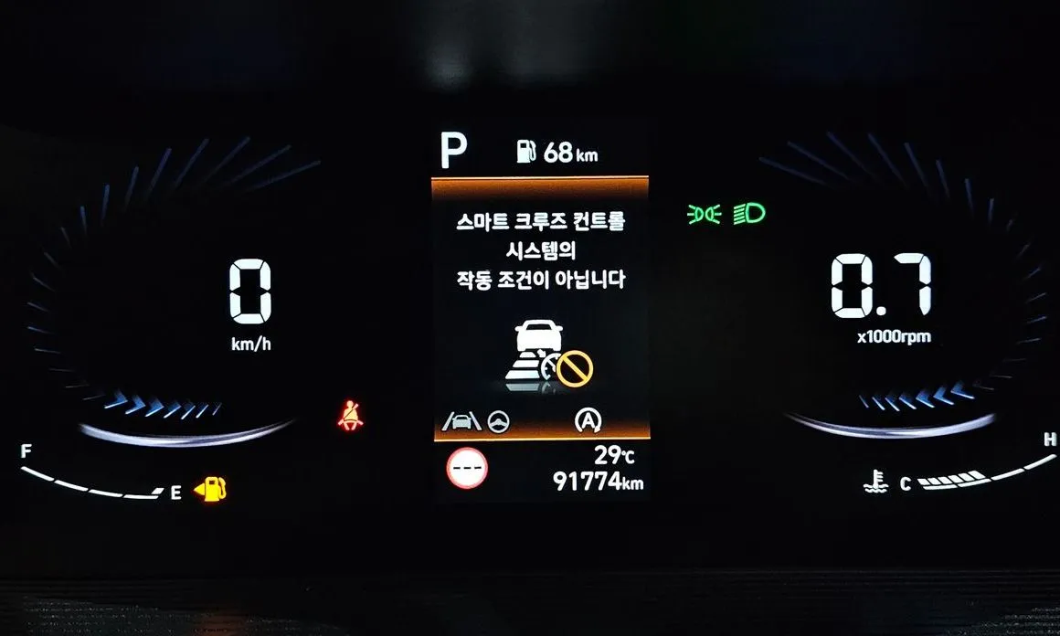 Hyundai Staria — фото 2