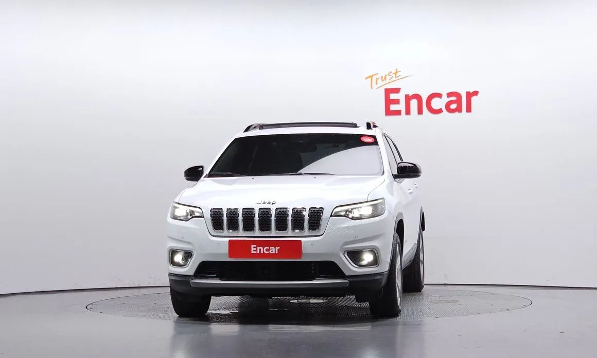 Jeep Cherokee — фото 2