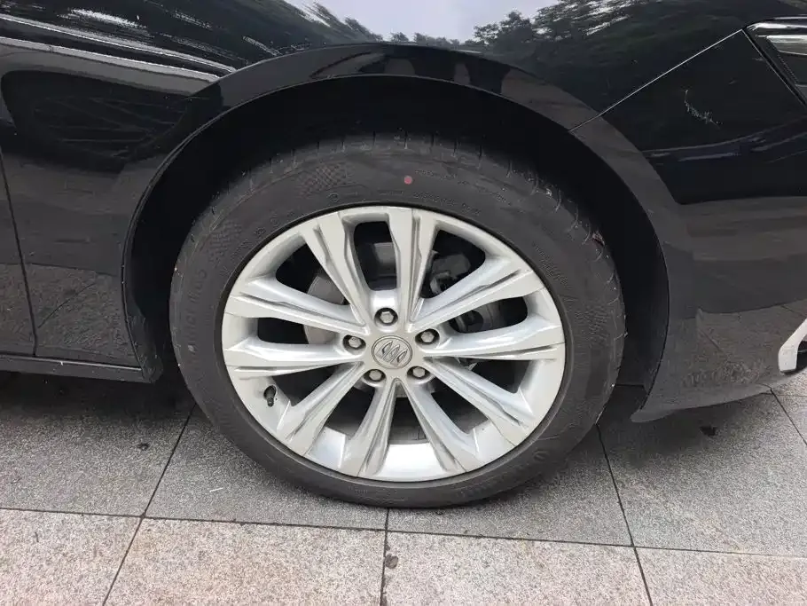 Buick Regal — фото 8