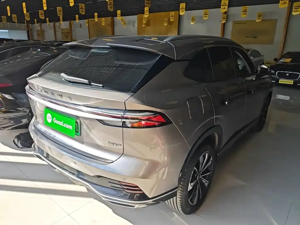 Roewe RX5 New Energy — фото 3