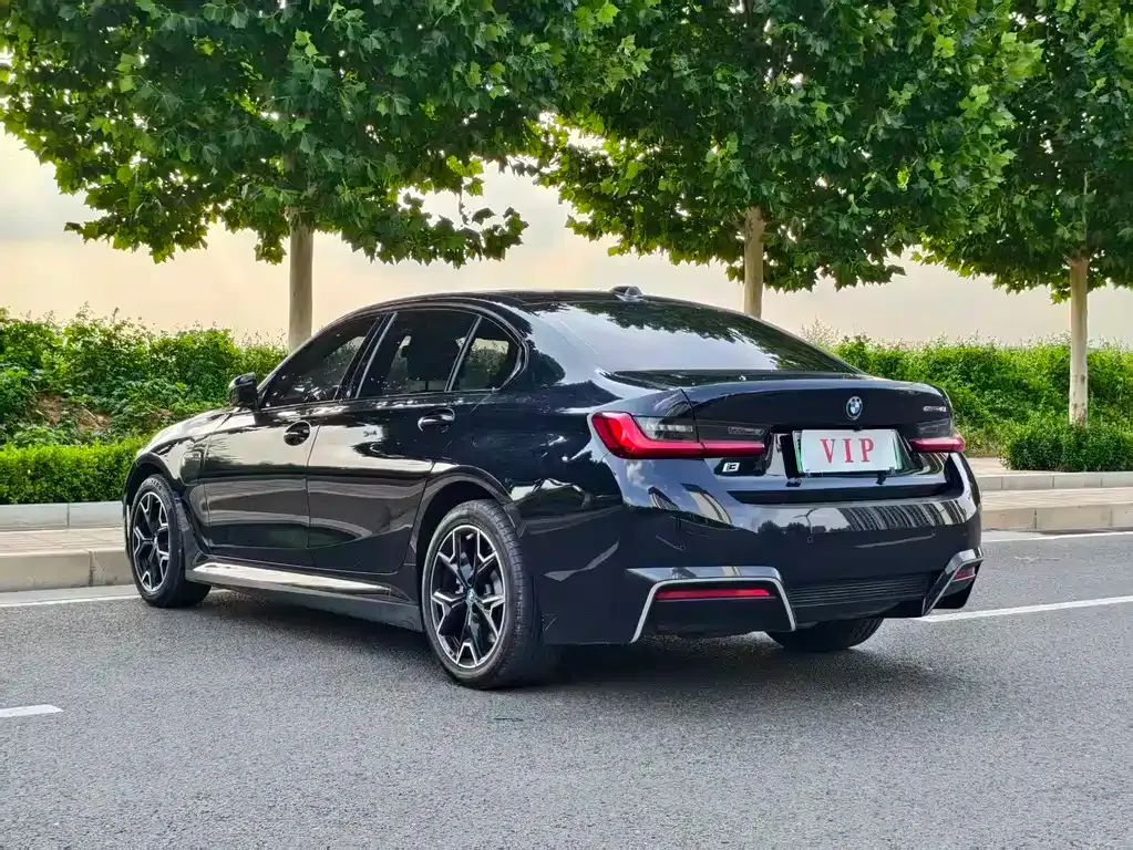 BMW i3 — фото 4