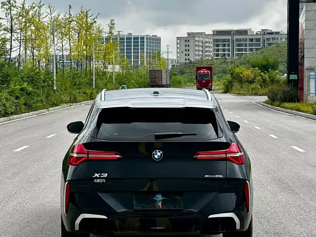 BMW X3 — фото 3
