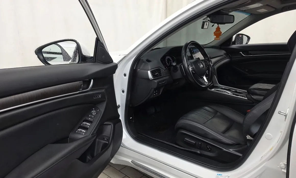 Honda Accord — фото 5
