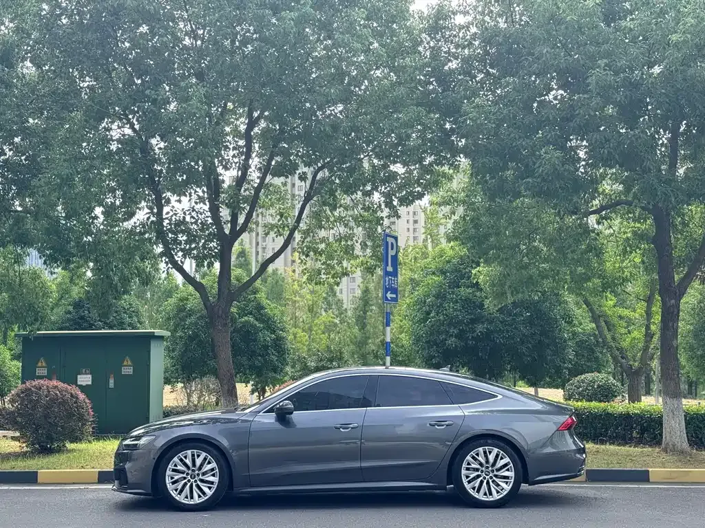 Audi A7 — фото 8