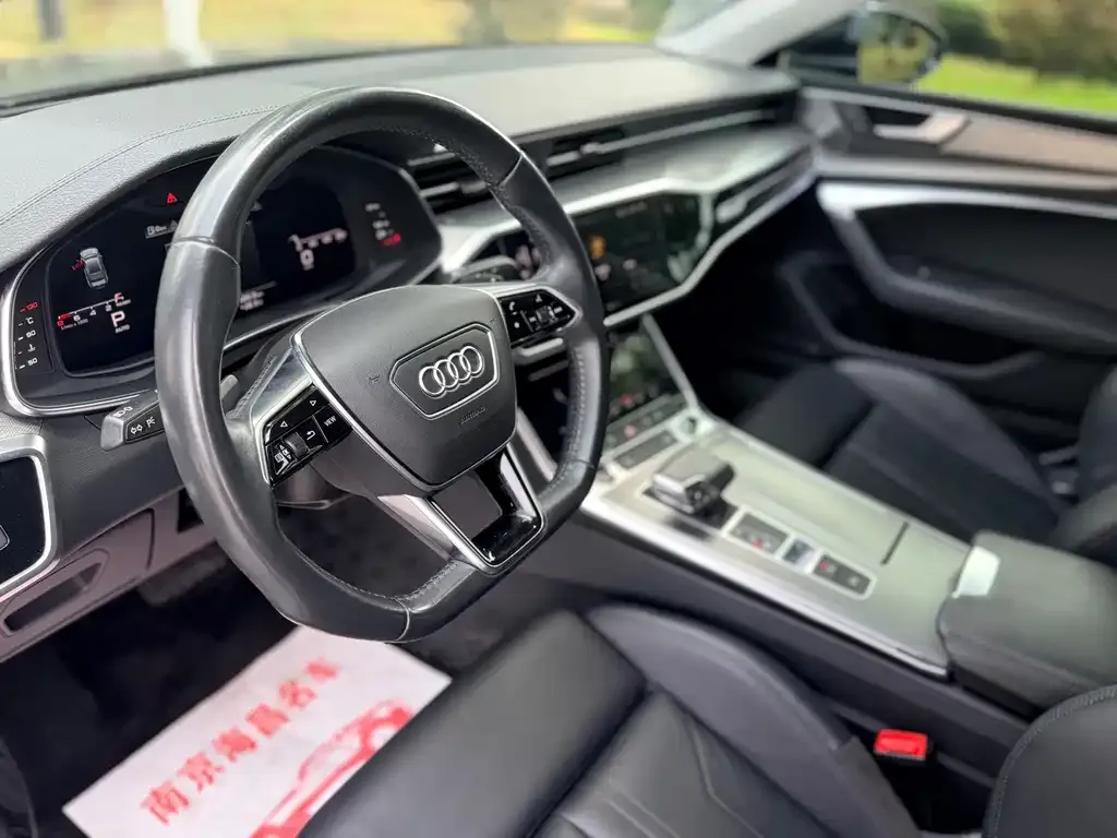 Audi A7 — фото 2