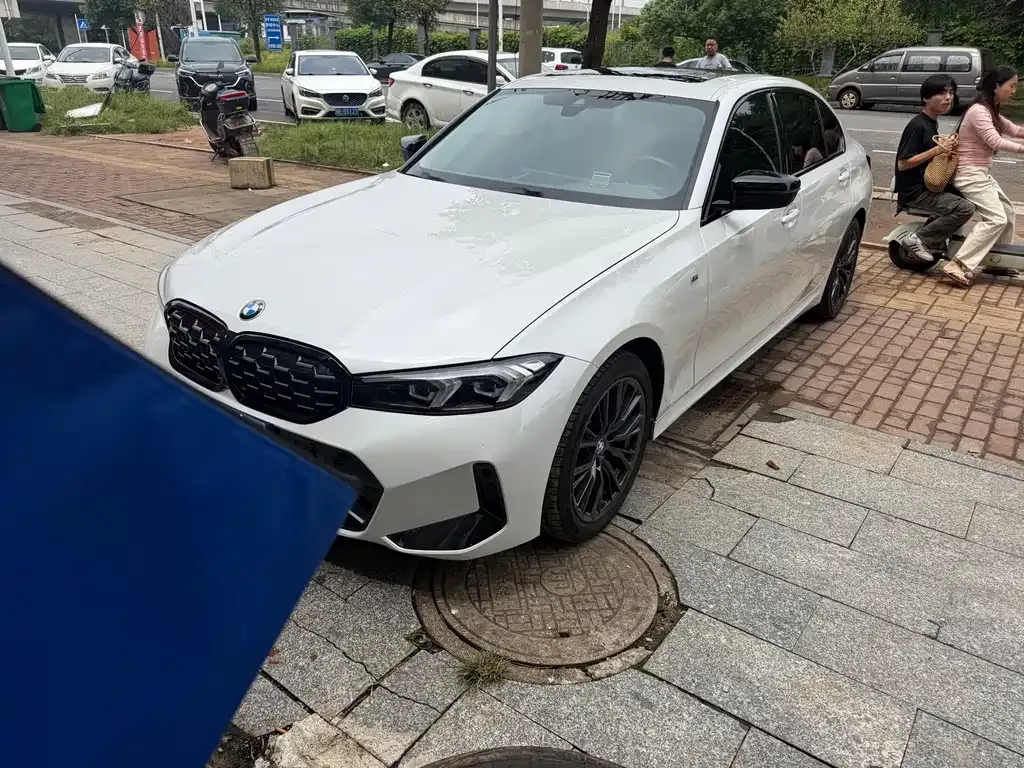 BMW 3 Series — фото 1