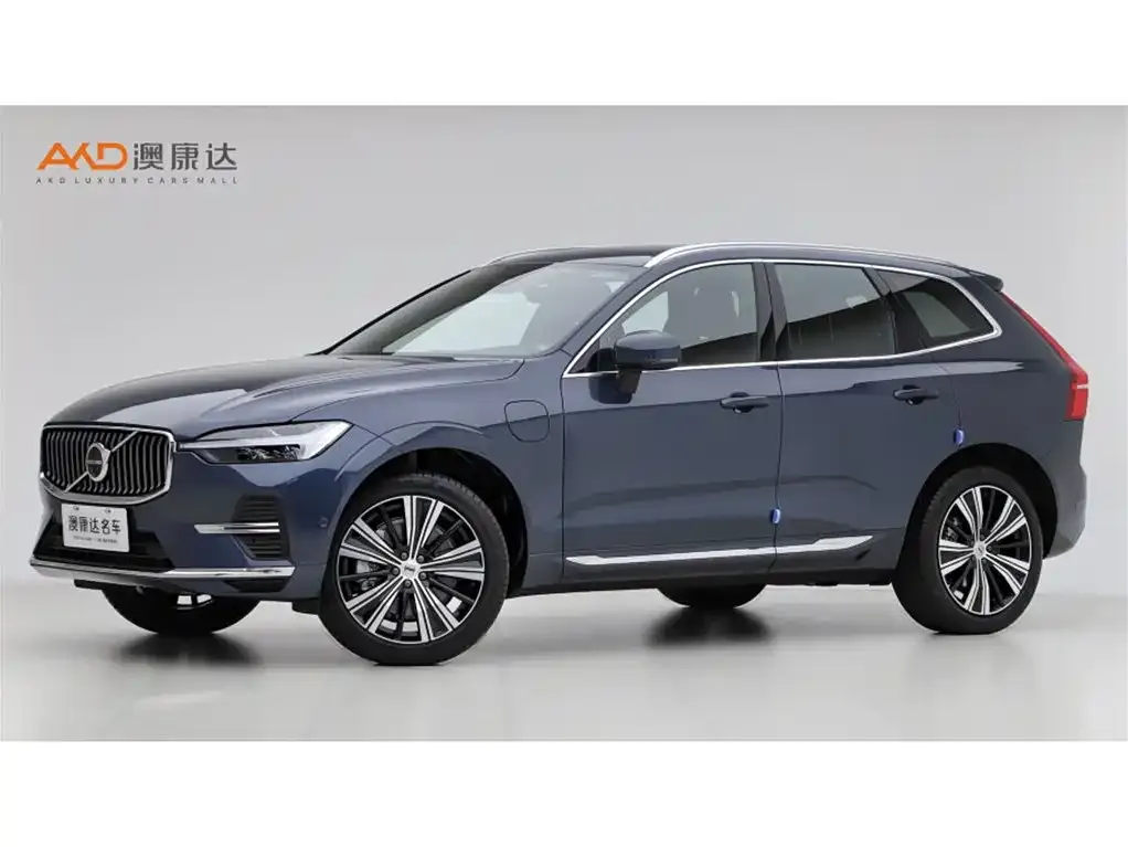 Volvo XC60 PHEV — фото 1
