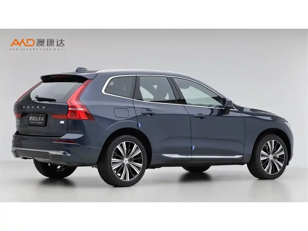 Volvo XC60 PHEV — фото 4