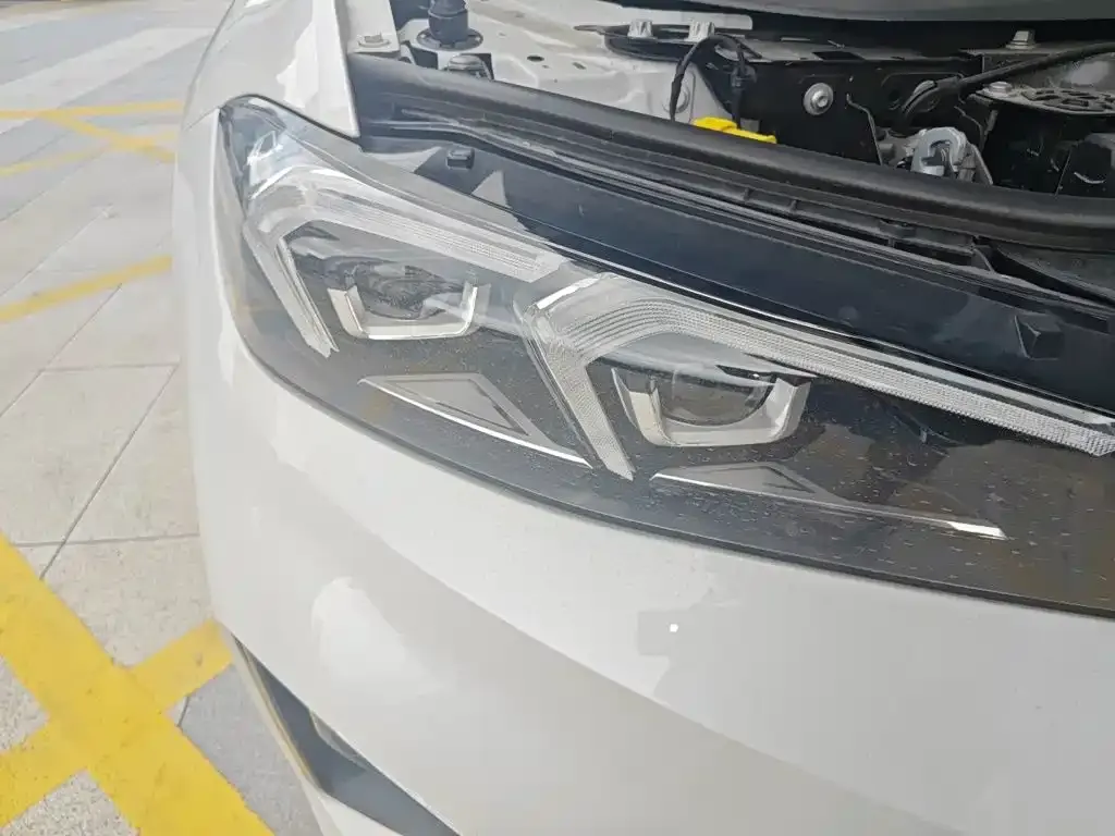 BMW i3 — фото 9