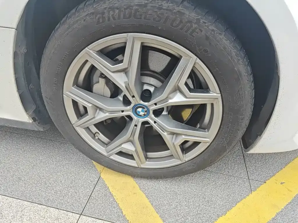 BMW i3 — фото 10