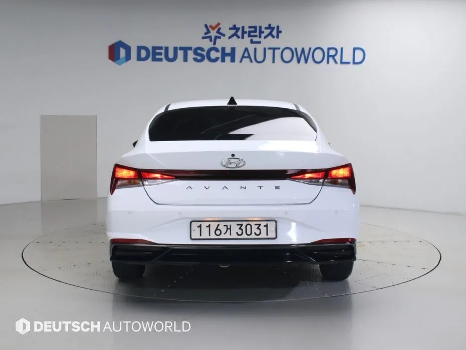 Hyundai AVANTE — фото 8