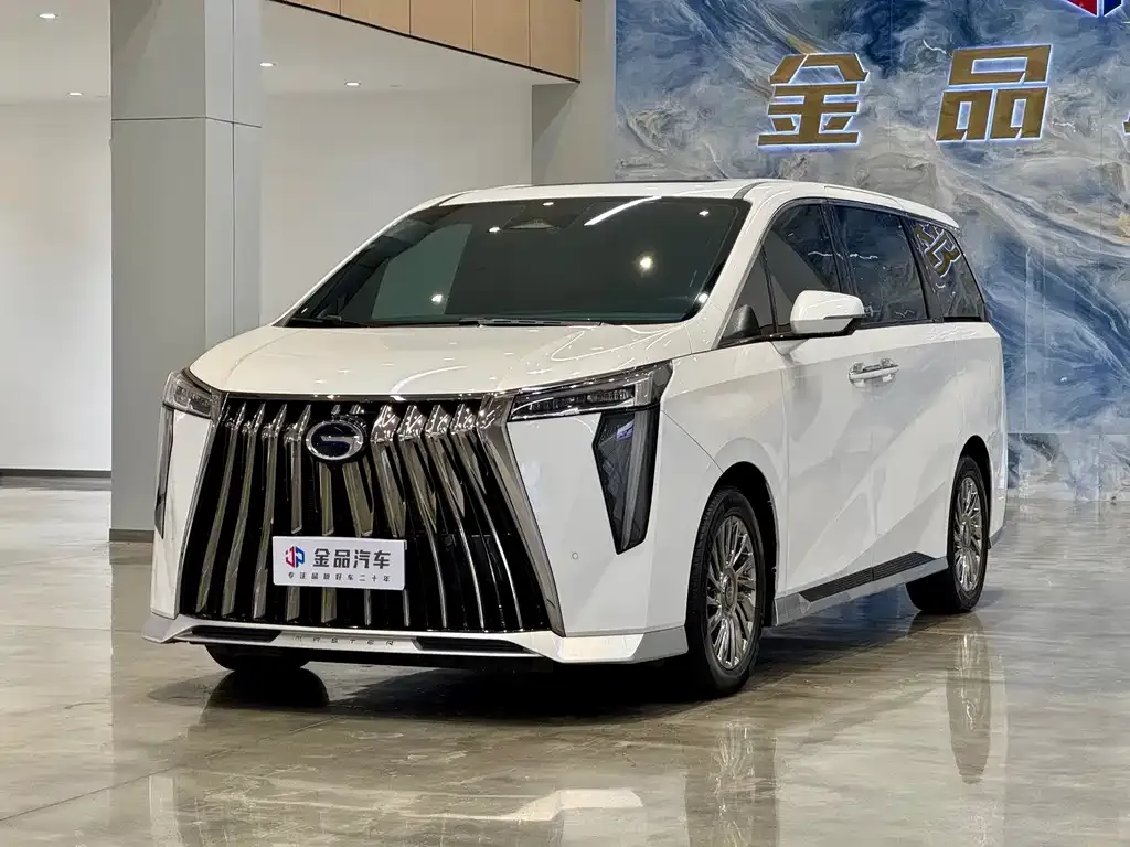 GAC Motor Trumpchi M8 — фото 1